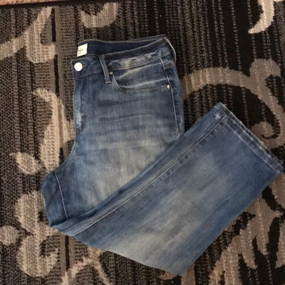 Jessica Simpson Cropped Jeans